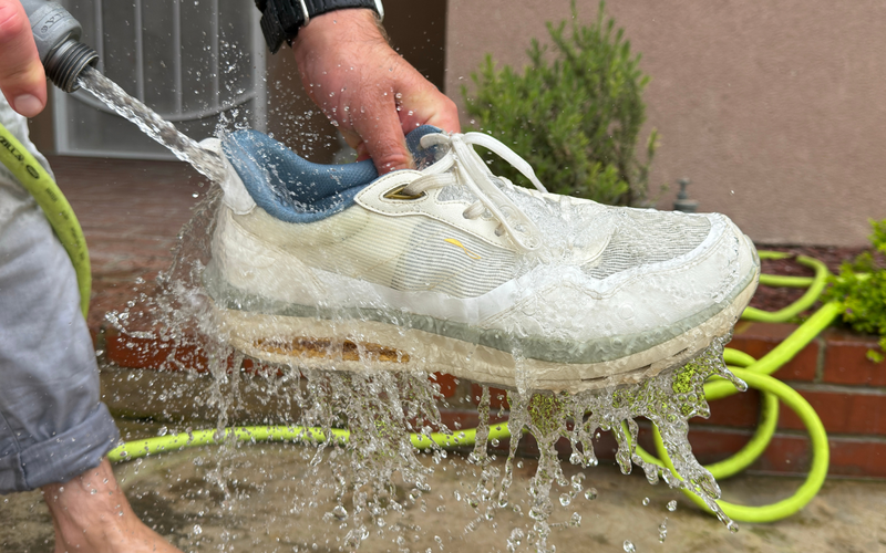 Easily rinse out sand, grime, and odor in seconds. Keep...